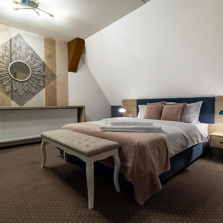 Lumiere House Sibiu Hotel Екстериор снимка