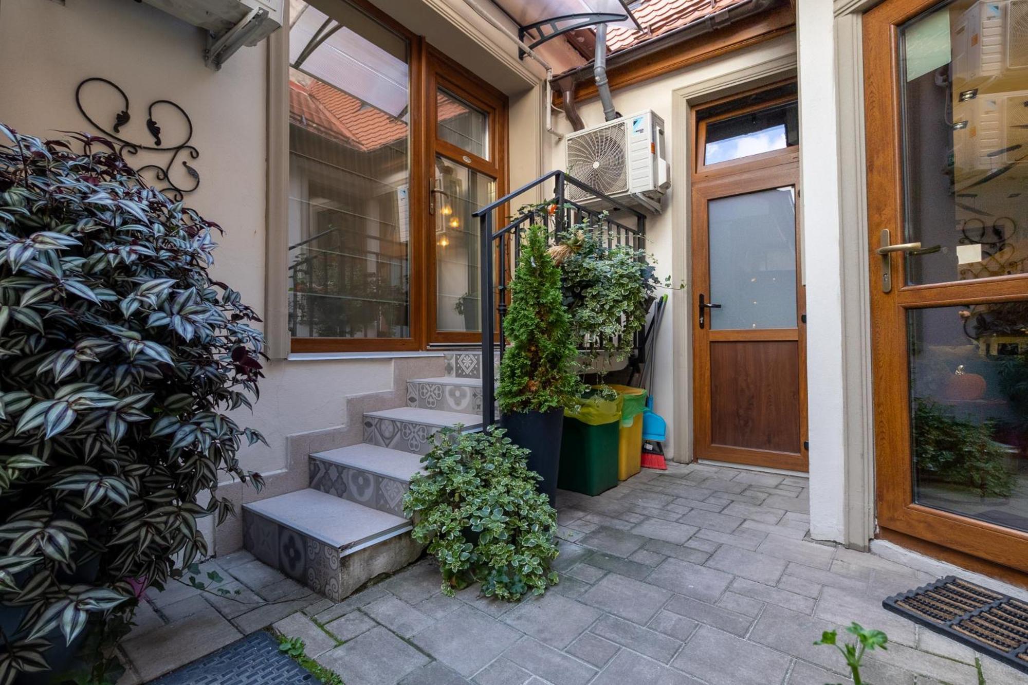Lumiere House Sibiu Hotel Екстериор снимка
